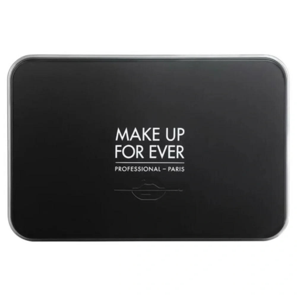 Make Up For Ever Matte Velvet Skin Blurring‎ Powder Foundation – R520 – NEW